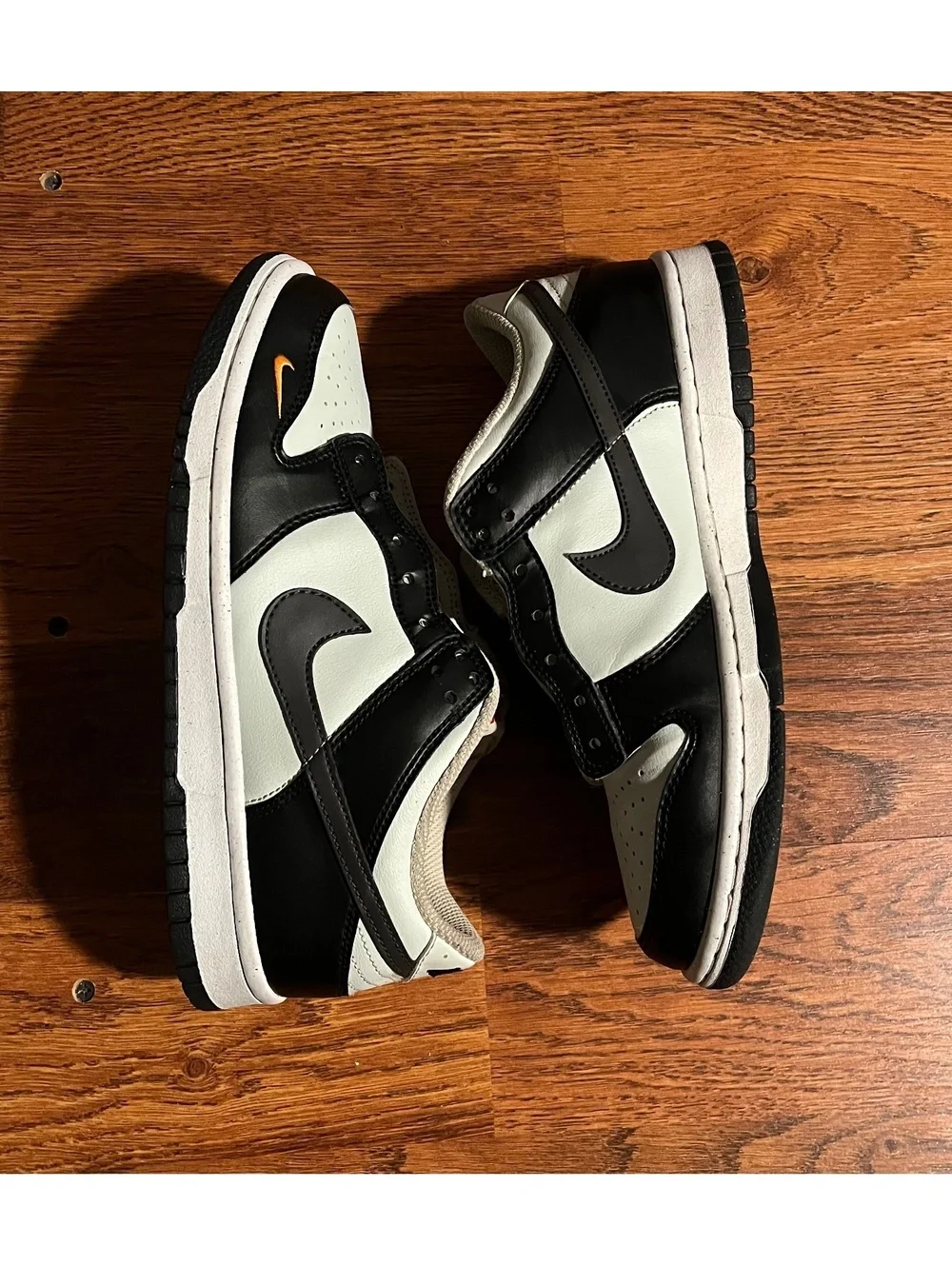 Nike Dunk Low Black Bright Mandarin Mini Swoosh Size 6.5Y